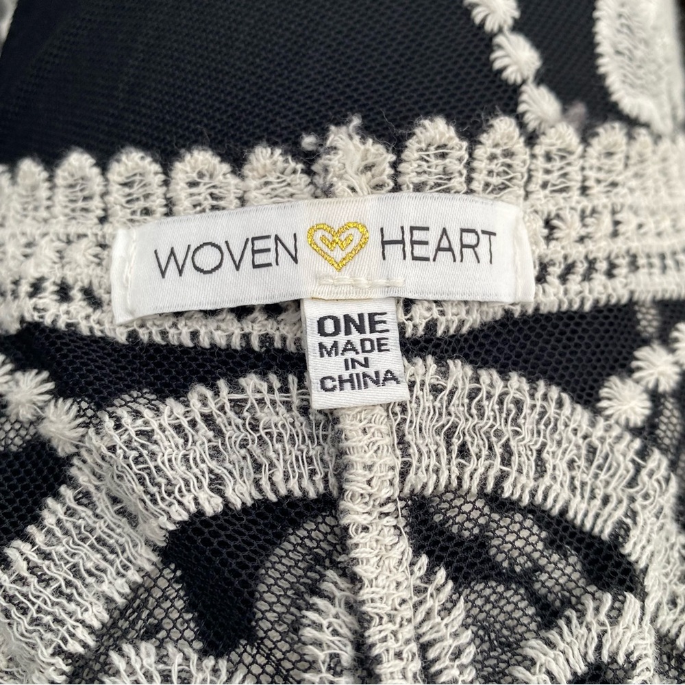 Woven Heart Black and White Floral Kimono Cardigan One Size Boho Cottage Core - Picture 12 of 14